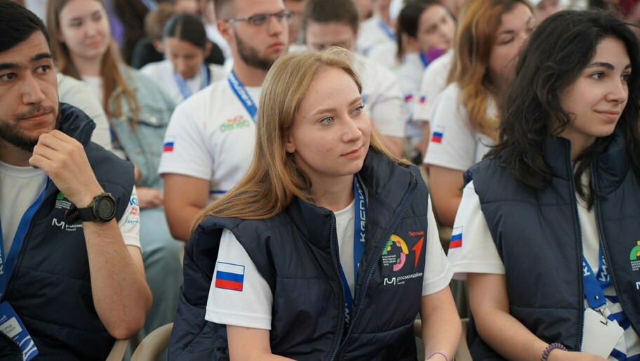 Российские волонтеры получили дополнительную поддержку - Новости - Херсонское Аг