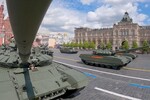 Скриншот трансляции Парада Победы 9 мая 2025